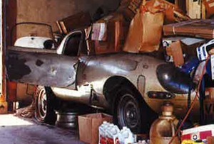 Classic_Sports_Car_Barn_Finds_25_E-Type 2